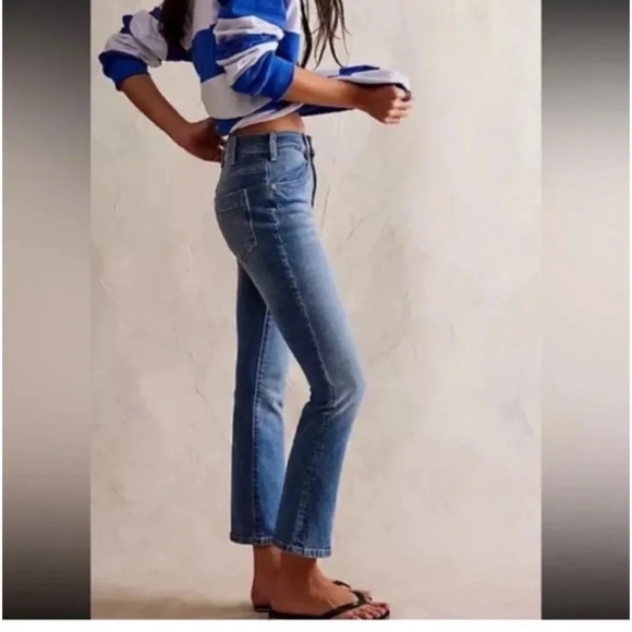 We The Free Low Maintenance Mid-Rise bootcut Jeans light blue denim boho spring - Picture 4 of 11